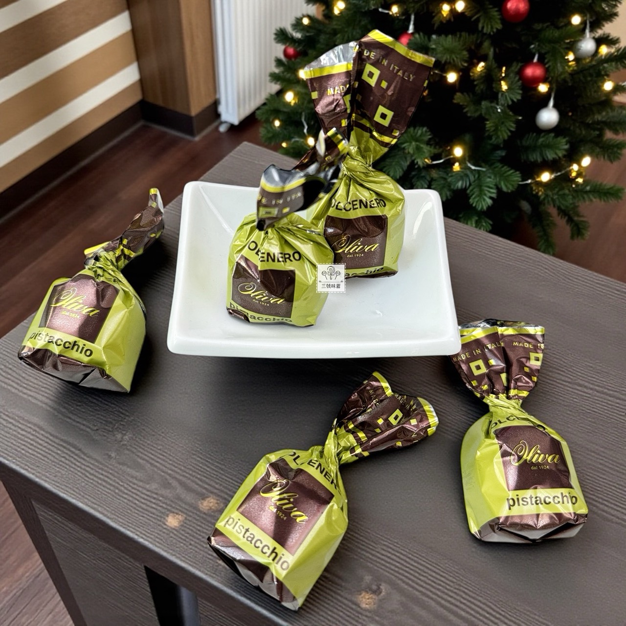 歐利華-夾心巧克力  (牛奶莓果夾心黑巧克力、開心果夾心巧克力、起司蛋糕風味夾心巧克力、榛果可可夾心巧克力)
